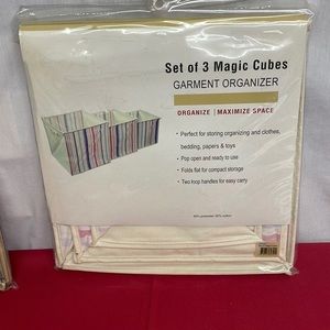 Set of 3 Magic Cubes Garment Organizer